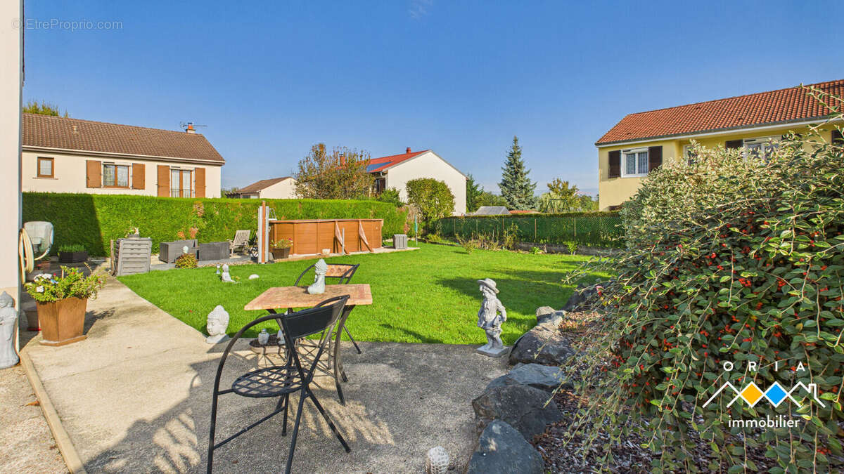 Maison à GONDREVILLE