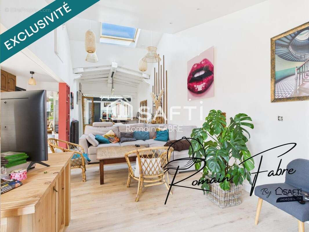 Photo 2 - Maison à LA LANDE-DE-FRONSAC