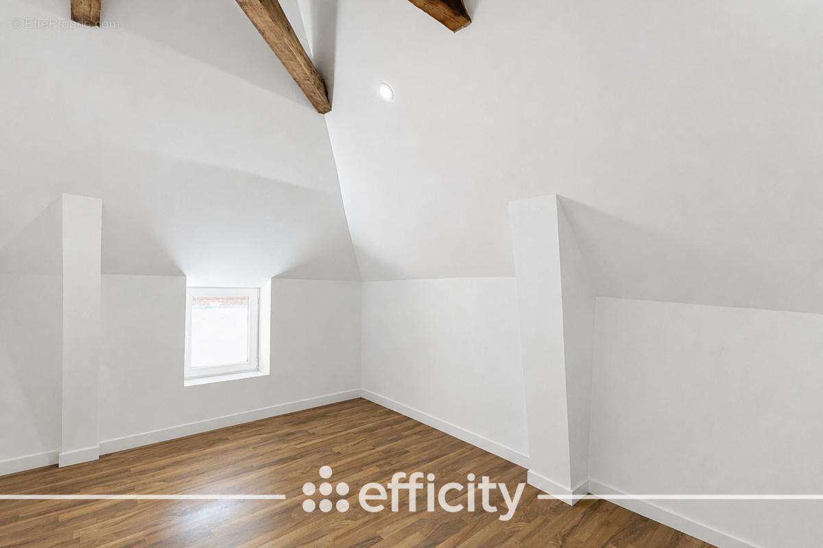 Maison 125 m² à Givors  - photo 9