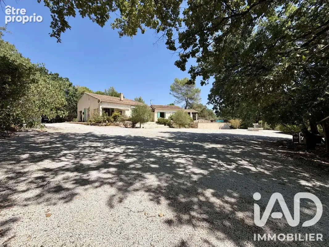 Photo 1 - Maison à SAINT-MAXIMIN-LA-SAINTE-BAUME