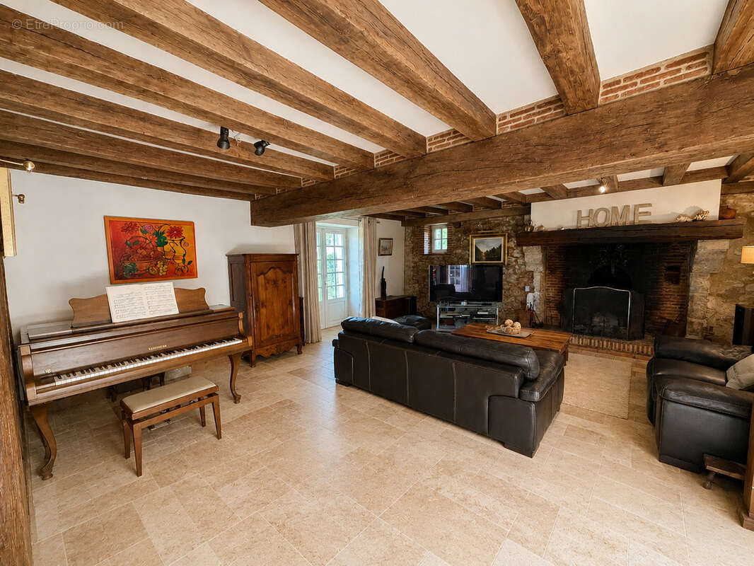 A vendre longere 210 m2 olivet - photo 6