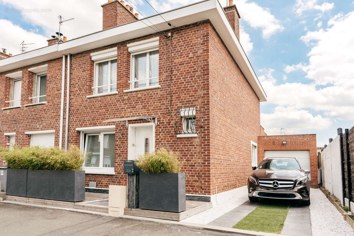 Maison à ANNOEULLIN