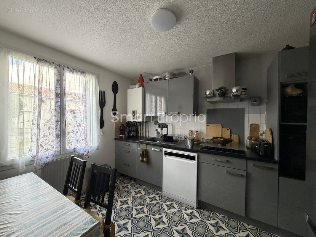 Maison à CARBON-BLANC