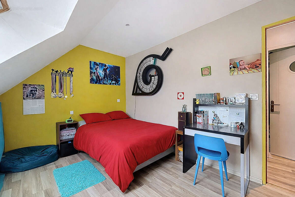 Maison à CHAMP-SUR-LAYON