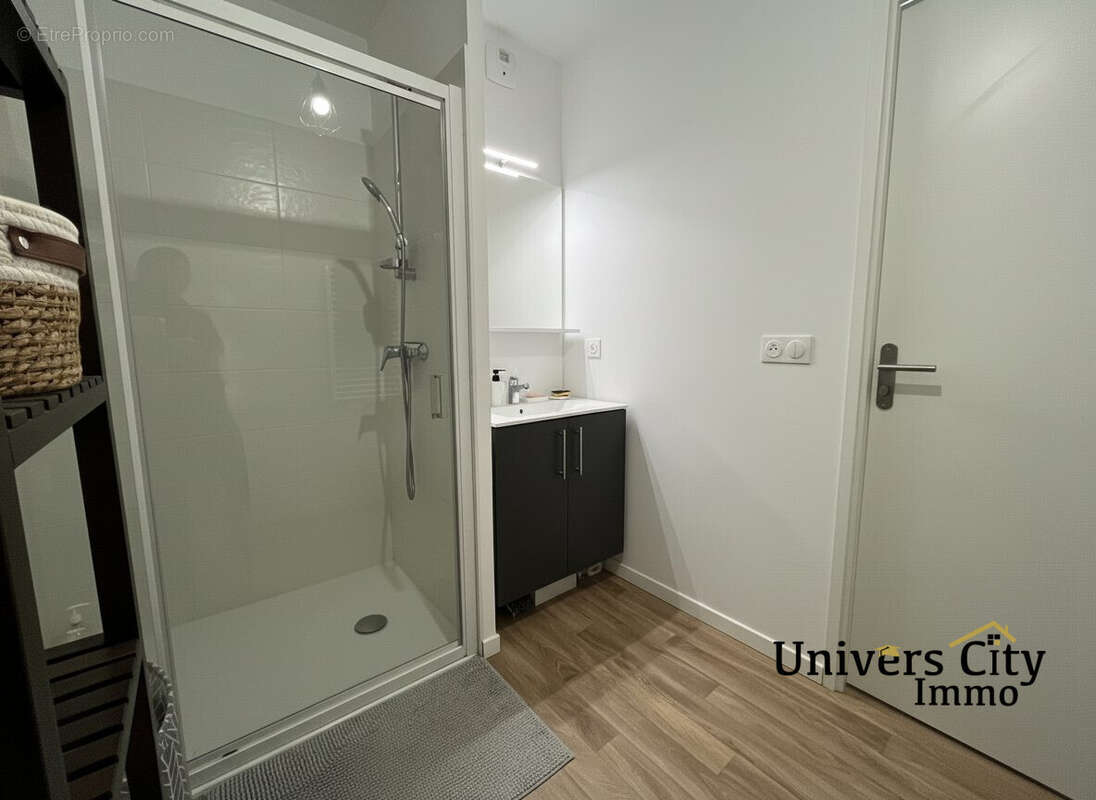 Appartement à SAINT-SYLVAIN-D'ANJOU