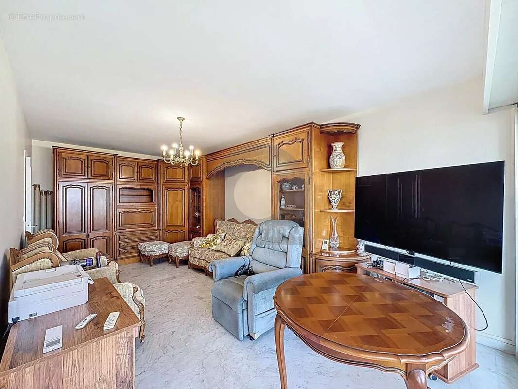 Appartement à ROQUEBRUNE-CAP-MARTIN