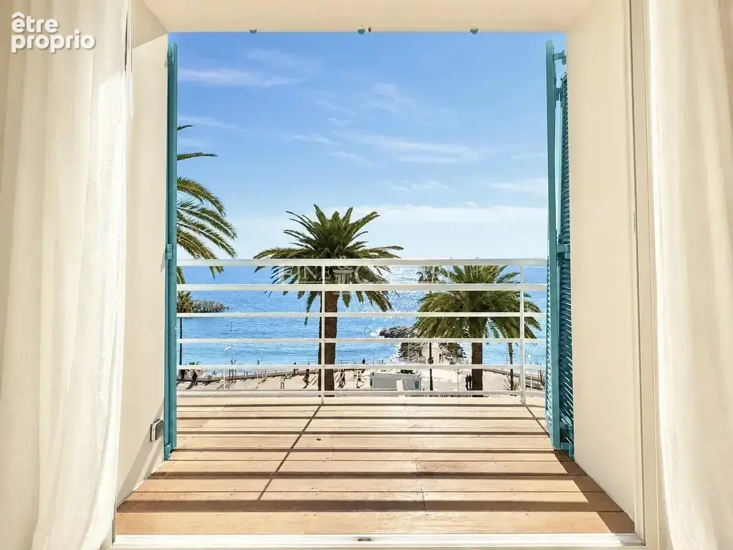 Vente 3 Pièce Vue Mer Panoramique - Plage du midi Cannes - photo 1