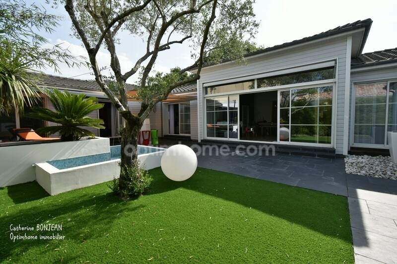 Maison à BLANQUEFORT