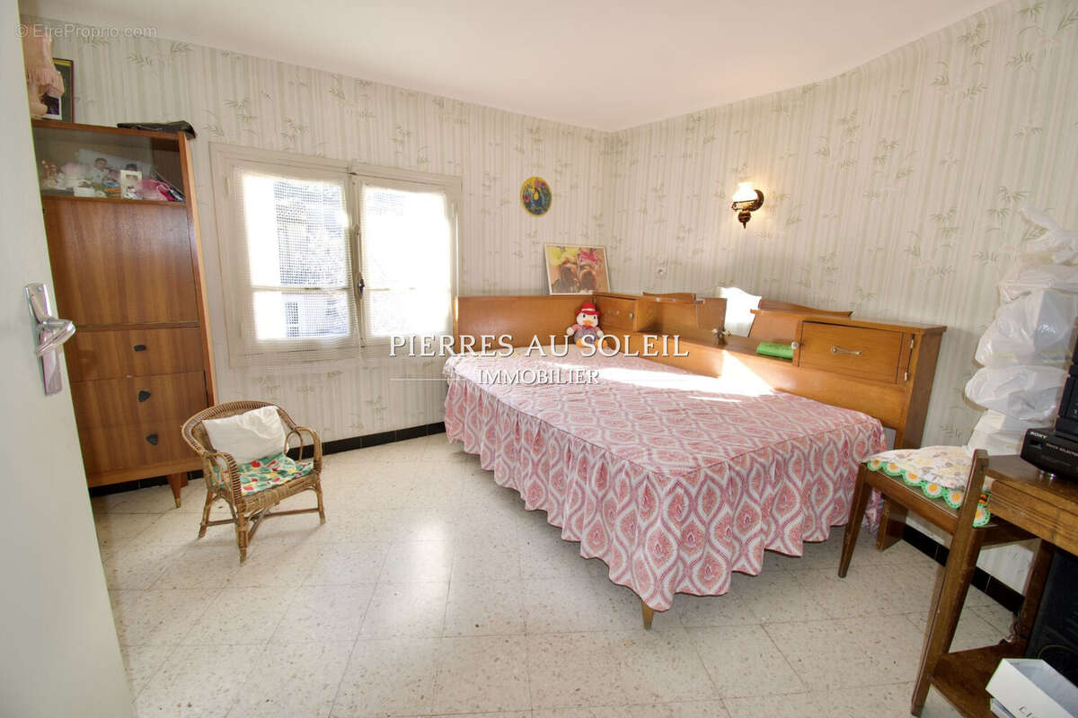 Maison à VILLEMAGNE-L'ARGENTIERE