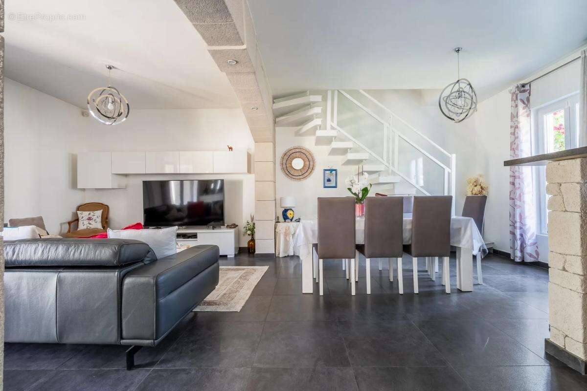 Maison à AULNAY-SOUS-BOIS