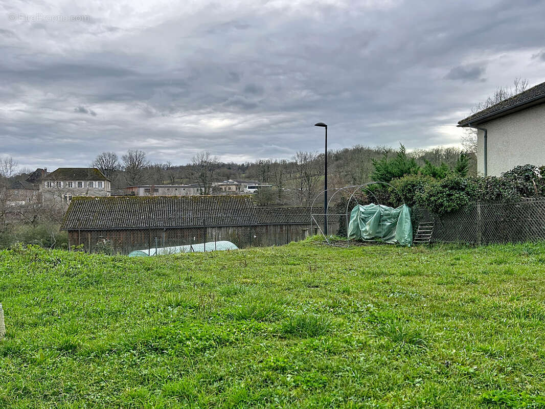 Maison à BRIGNAC-LA-PLAINE