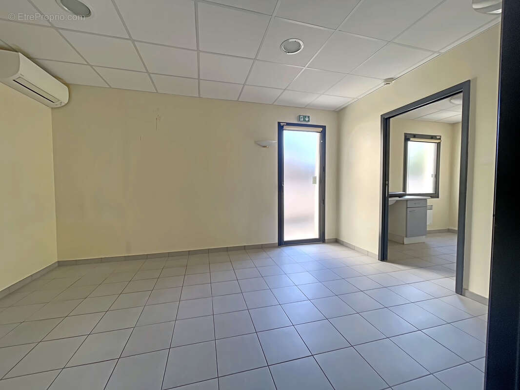 Commerce à LIBOURNE