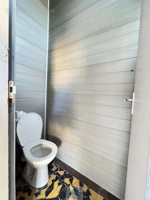 Local commercial no1 - photo 13