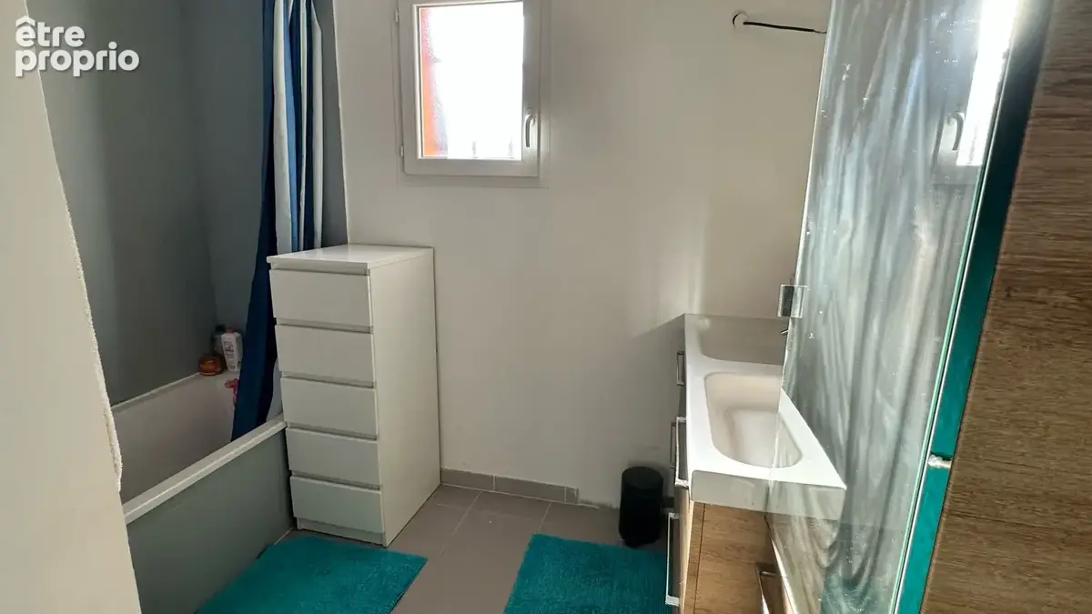 Maison T4 avec garage en parfait état - photo 10