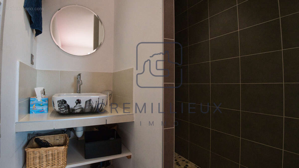 Maison à GUILHERAND-GRANGES