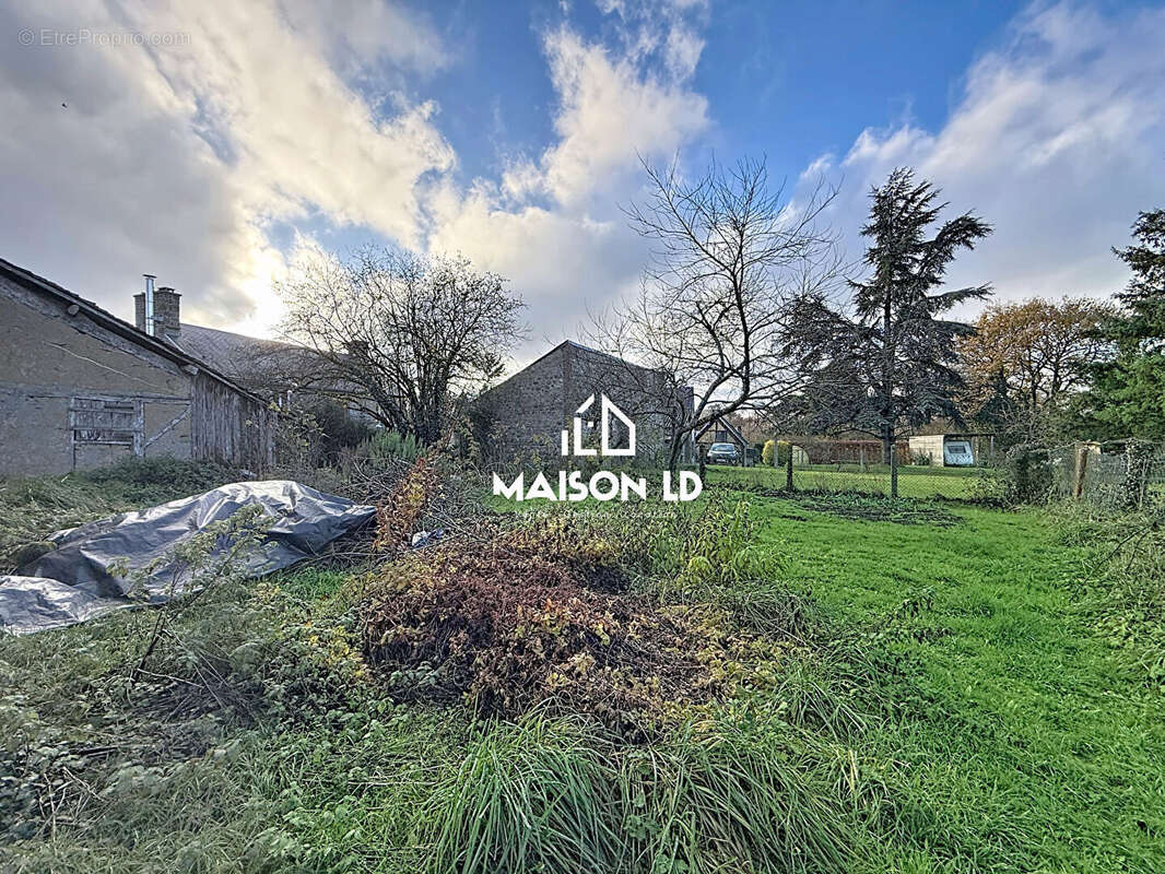 Maison à SAIRES-LA-VERRERIE