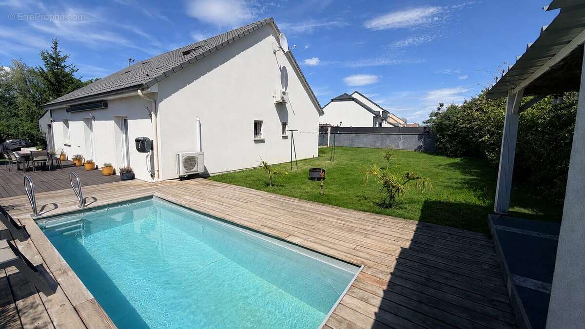 Maison à MAMEY