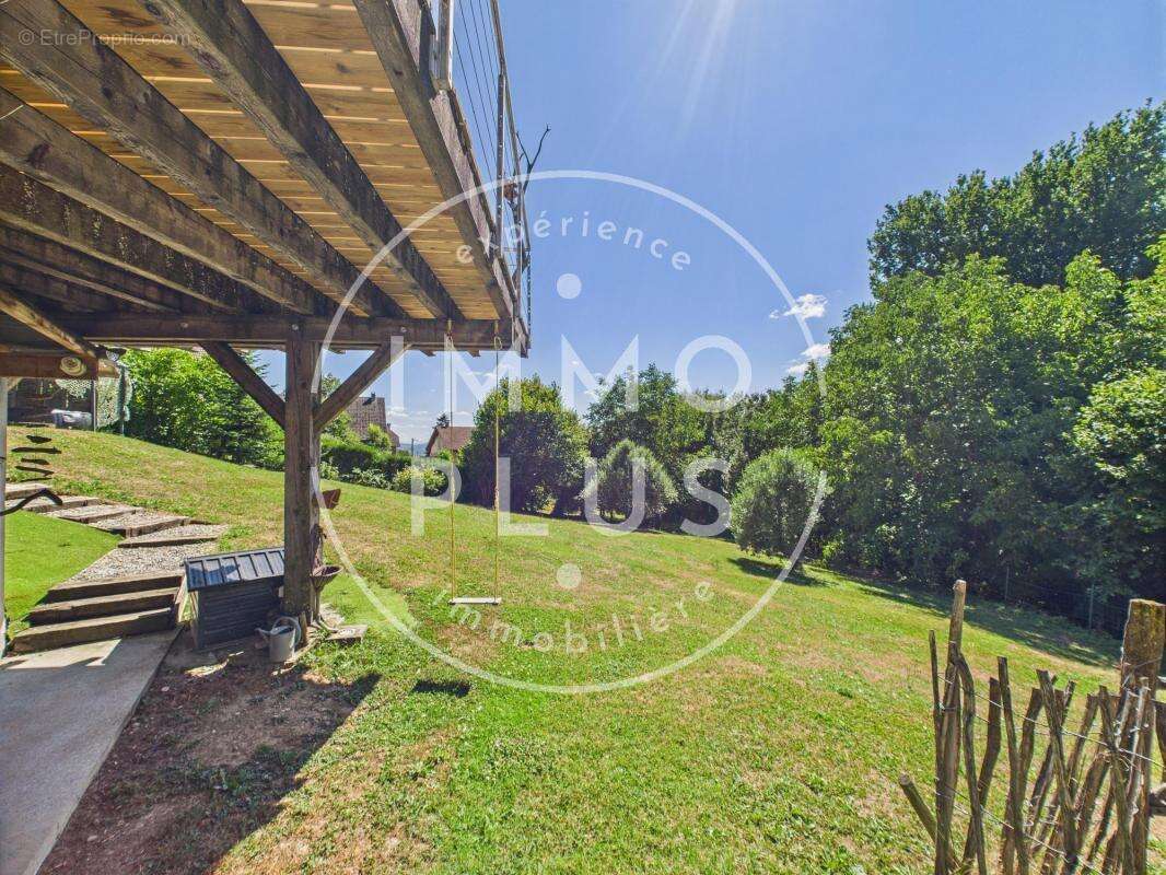 Maison à SERRIERES-EN-CHAUTAGNE