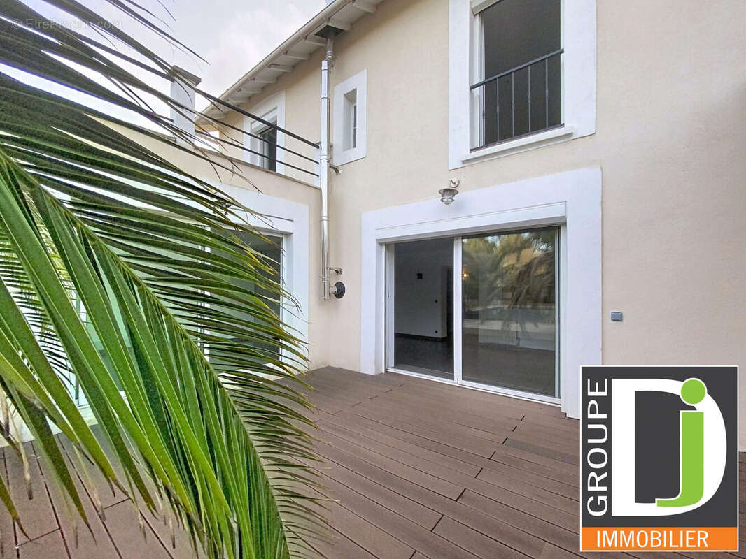 Maison à BOURG-LES-VALENCE