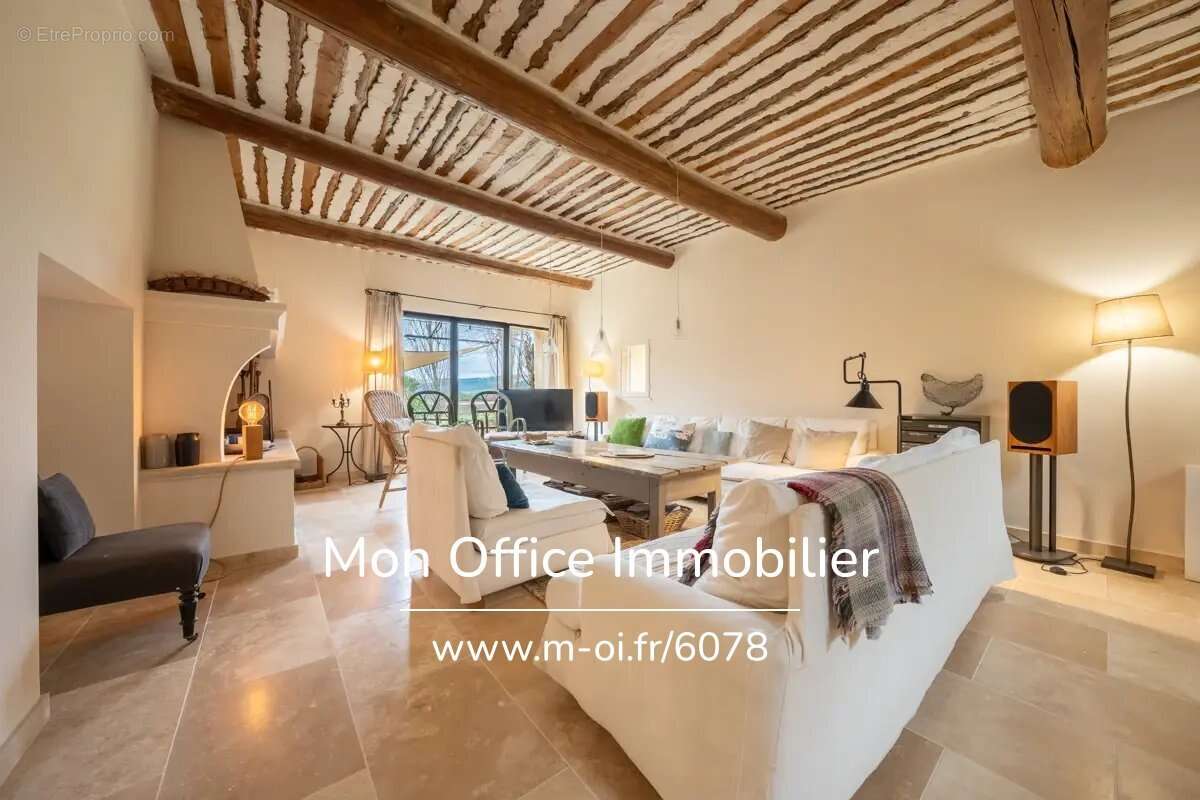 Maison à ROUSSILLON