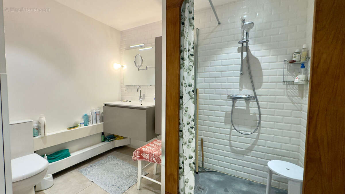 Quartier LA GENETTE - Appartement La Rochelle 4 pièce(s) 104 m2 - photo 16