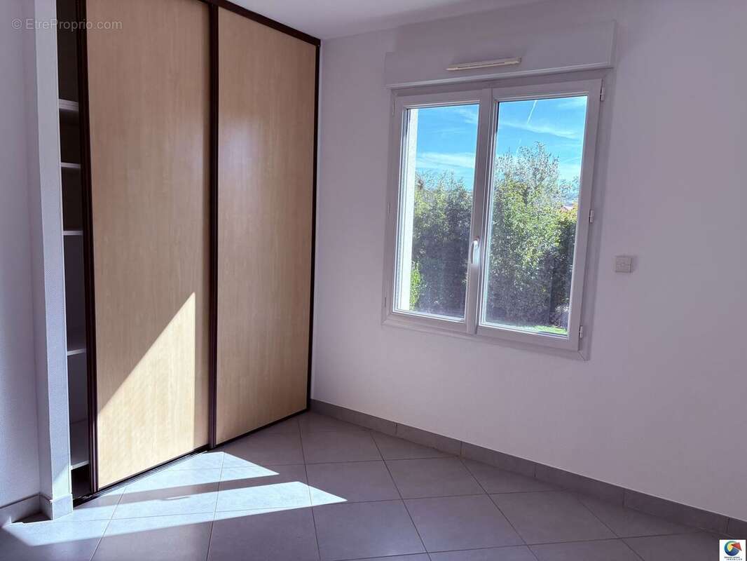 Maison à FRONTONAS