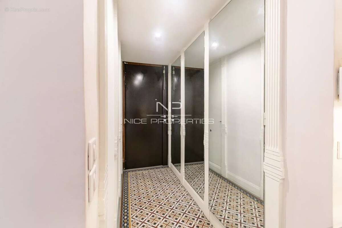Appartement à NICE