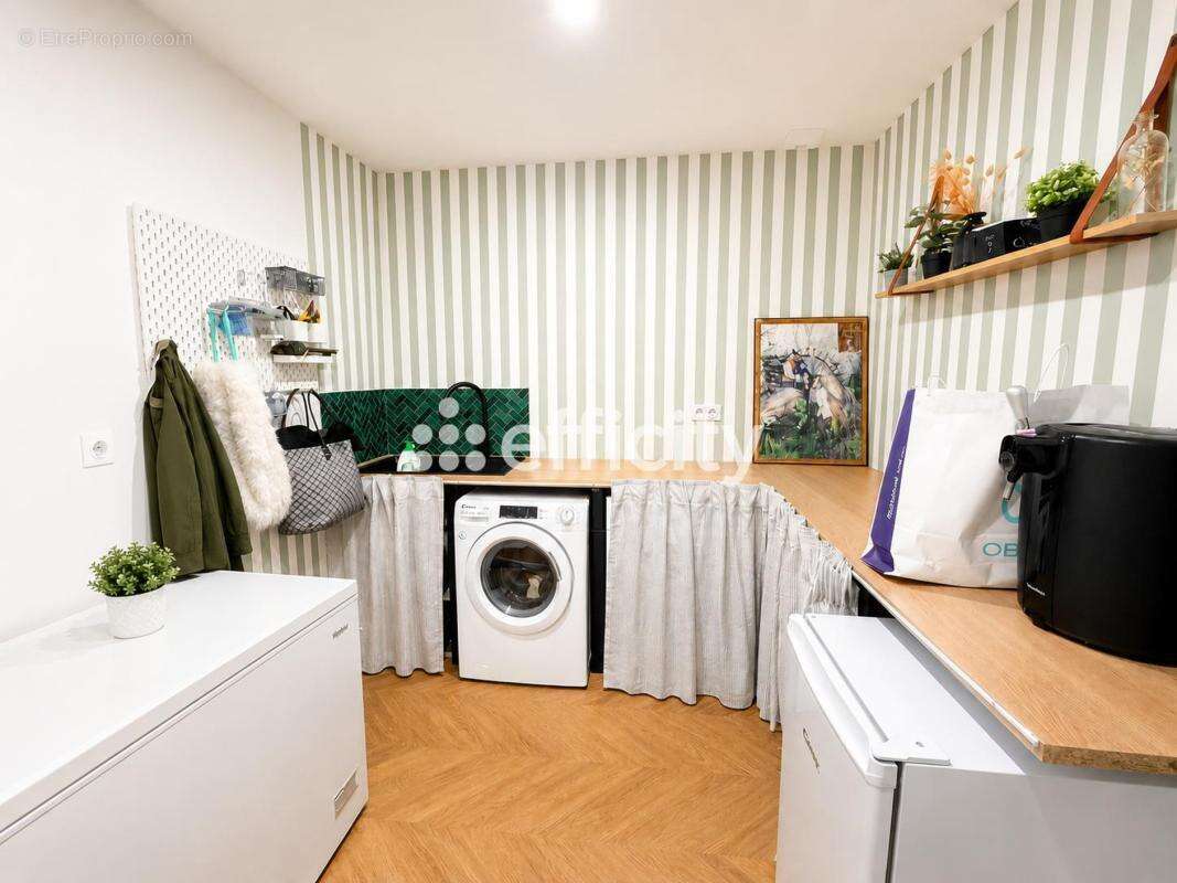 Maison 150 m² à Saint-Erblon  - photo 4
