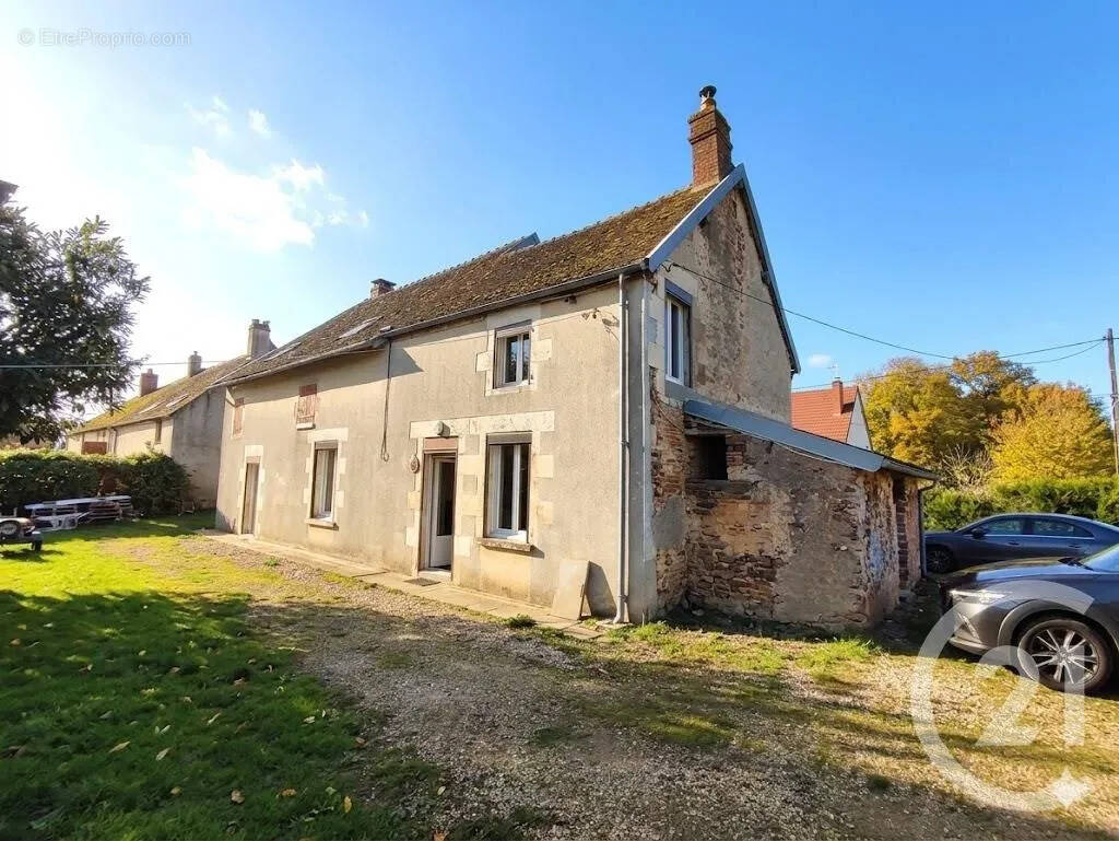 Maison à BITRY