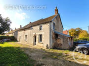 Maison à BITRY