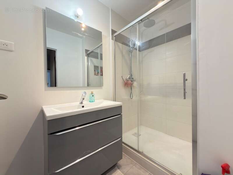 Appartement à ELANCOURT