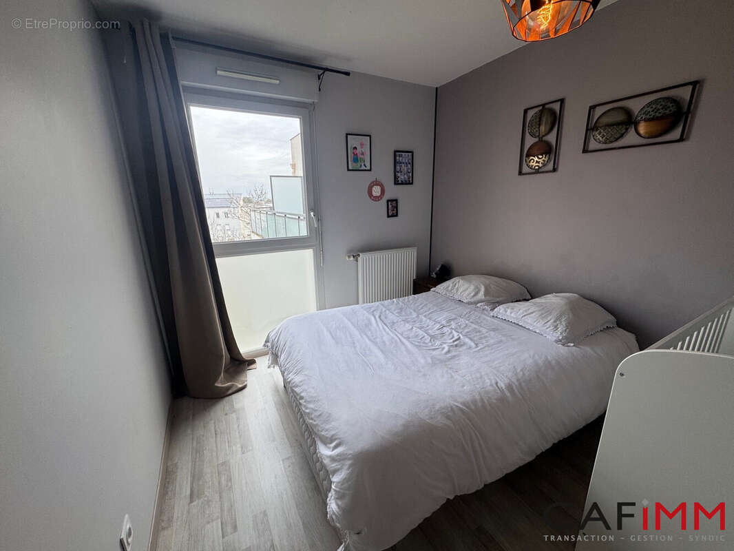 Appartement à MEYZIEU