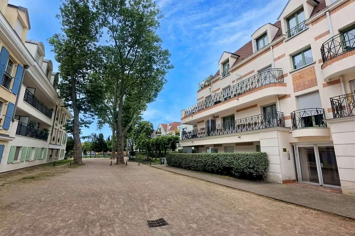 Appartement à CROISSY-SUR-SEINE