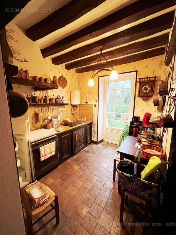 Charmante maison de campagne authentique sur son jardin de 1200 m2 et sa petite prairie - photo 7