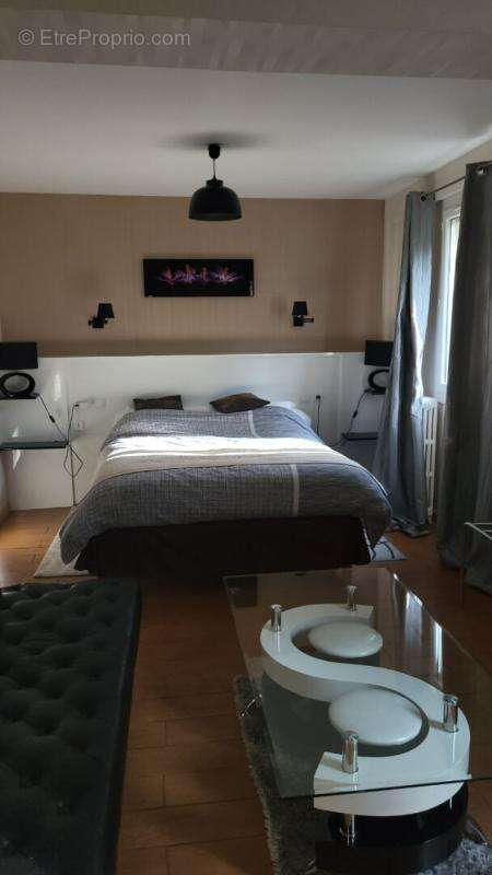 Appartement à BESSINES-SUR-GARTEMPE