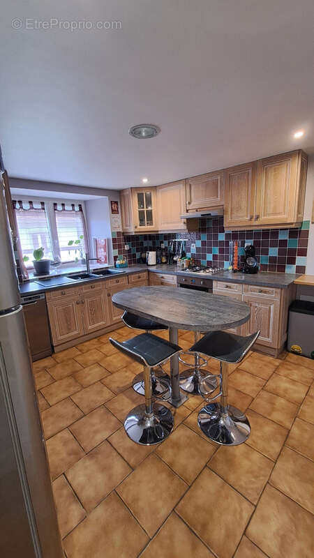 Maison à CONTREXEVILLE