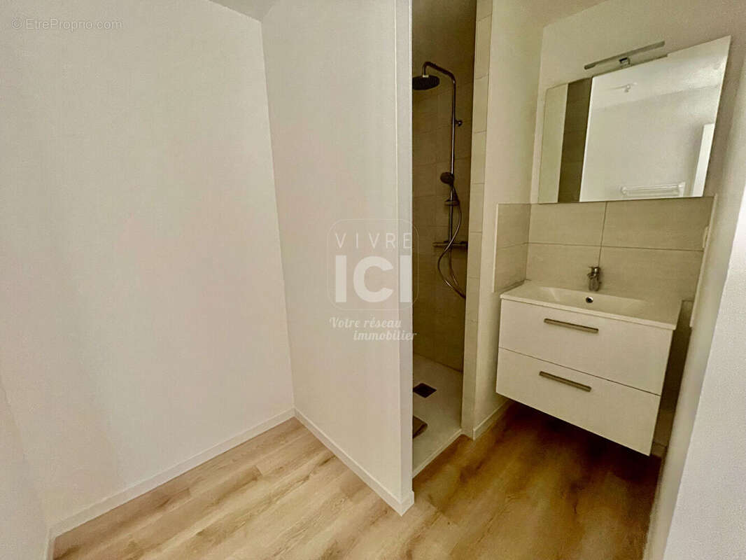 Appartement à TREILLIERES