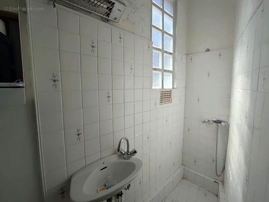 Ribaute-les-tavernes  2 appartements 7 pièces 154 m2 - photo 6