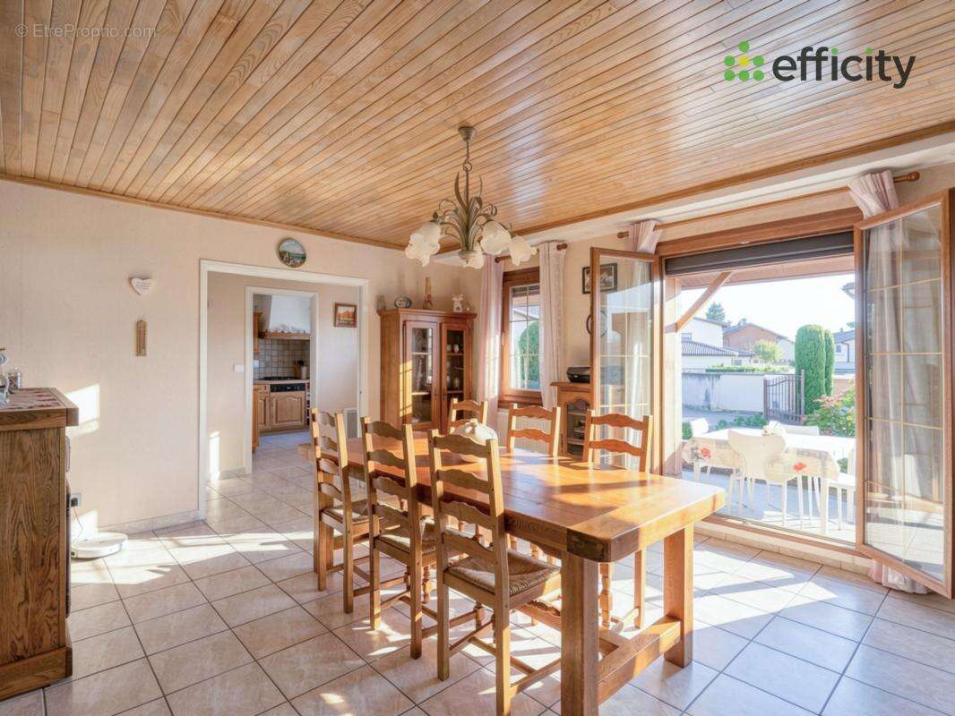 Maison à COLOMBIER-SAUGNIEU