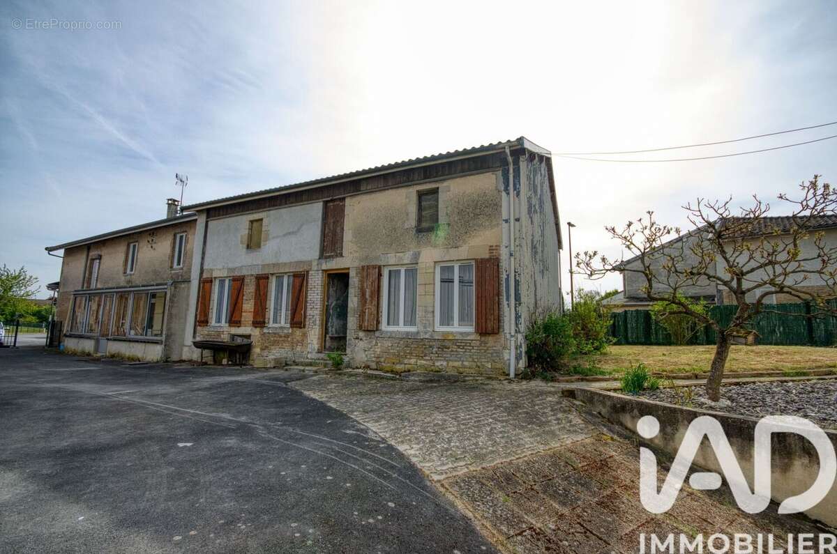 Maison 114 m² à Somme-Suippe  - photo 8