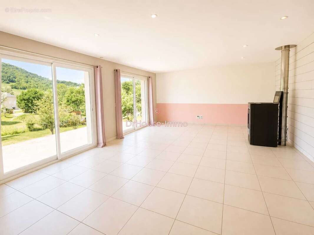 Maison 168 m² à Lanne-En-Baretous  - photo 16