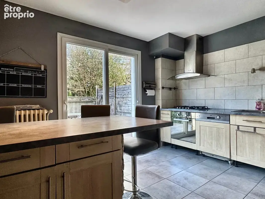 ALBERTVILLE – Maison rénovée de 147,64 m² – 4 chambres – Terrain 237 m² - photo 8