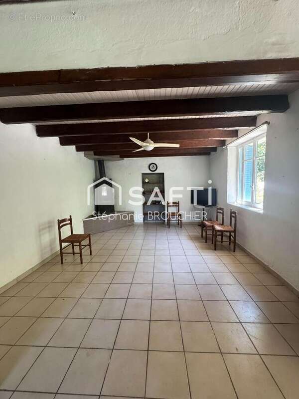 Maison 137 m² à Sampzon  - photo 6