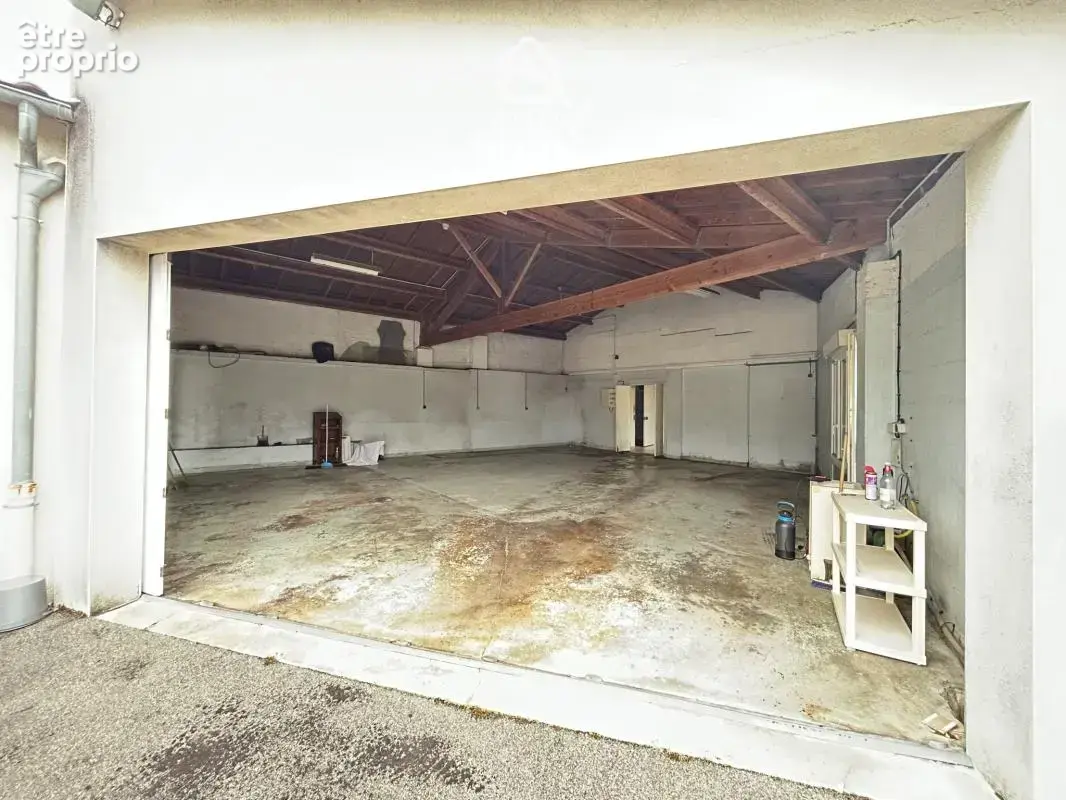 A vendre verdille centre - local commercial et ses dependanc - photo 12