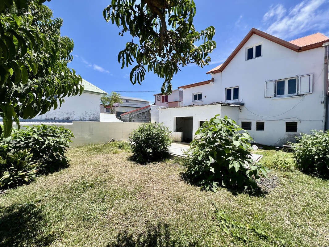 Maison à SAINT-JOSEPH