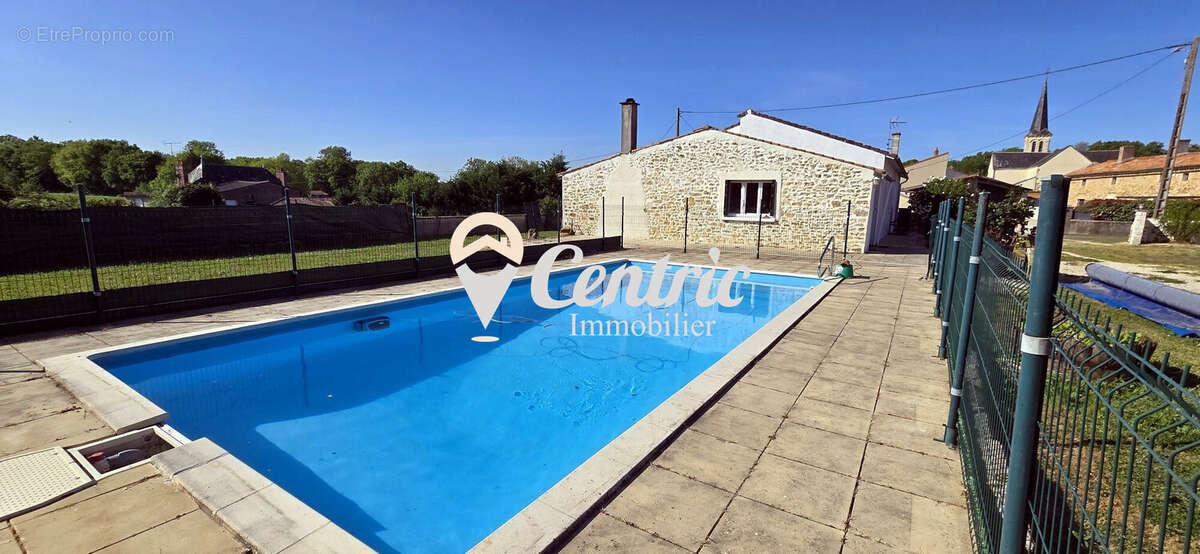 Maison 4 pièces 145 m² à vendre à Aubigny (79390) - photo 4