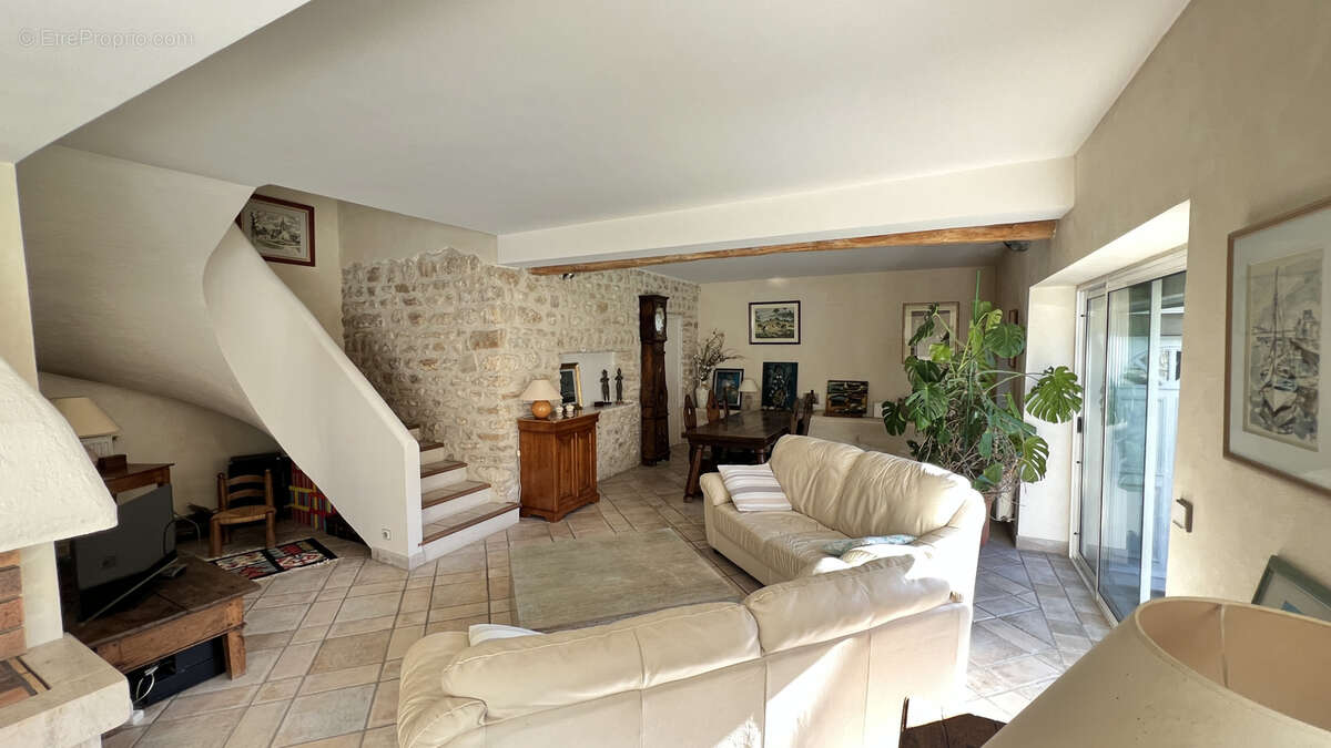 Maison à MILLY-LA-FORET