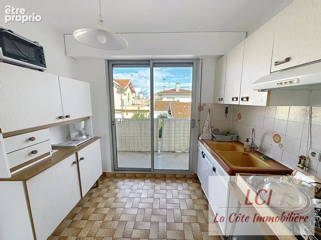 ARCACHON, Quartier de l'aiguillon, spacieux T2 à 100m de la plage. - photo 5