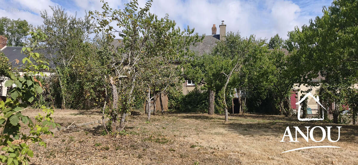 Maison a renover avec jardin - ideal investissement locatif - photo 12