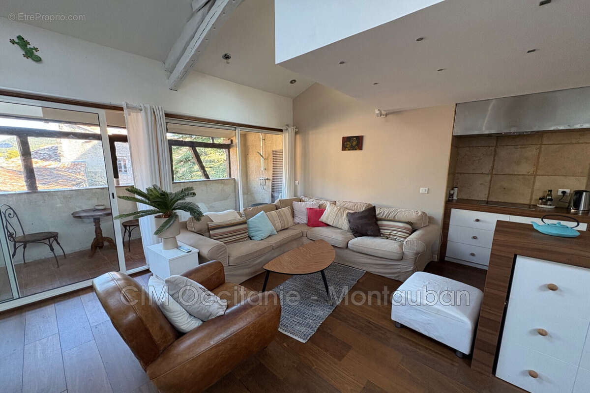 Appartement à SAINT-ANTONIN-NOBLE-VAL